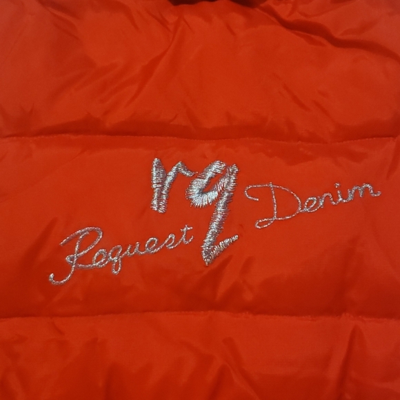 Woman Jacket / Vest - Picture 6 of 6